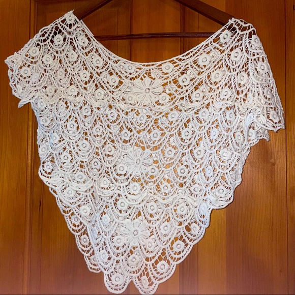 NWOT lace crochet top - Picture 1 of 2